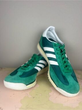 adidas SL 72 RS Green White Retro Sneakers JH8643 Men 7.5 / Women 9